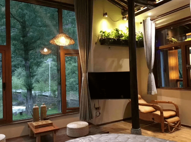 西安中旅行在旅途一屋一世界两棵树雅居民宿