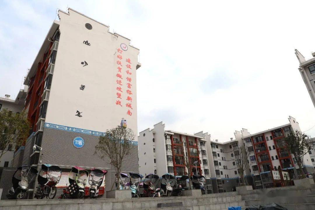 三都中和镇人口_三都中和镇图片(3)