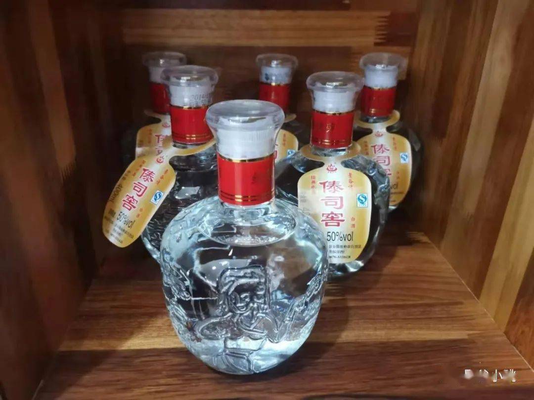 橄榄有情"淡定哥",茶花妩媚"采茶妹",山清水秀"景谷清",一缕情怀"傣司