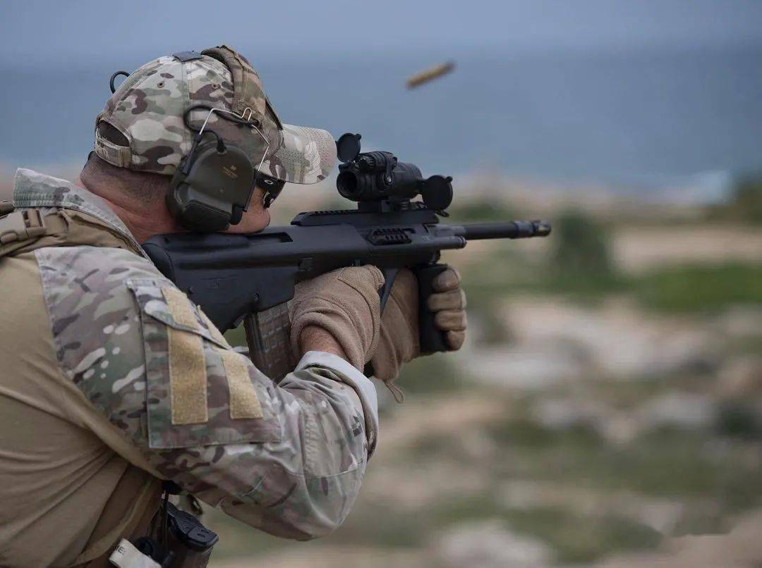 无托经典奥地利斯太尔公司aug步枪美图