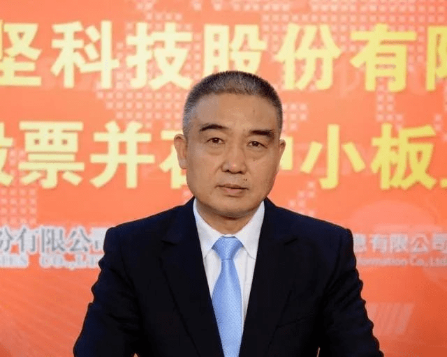 群升集团有限公司的徐步升和步阳集团有限公司的徐步云两兄弟同登