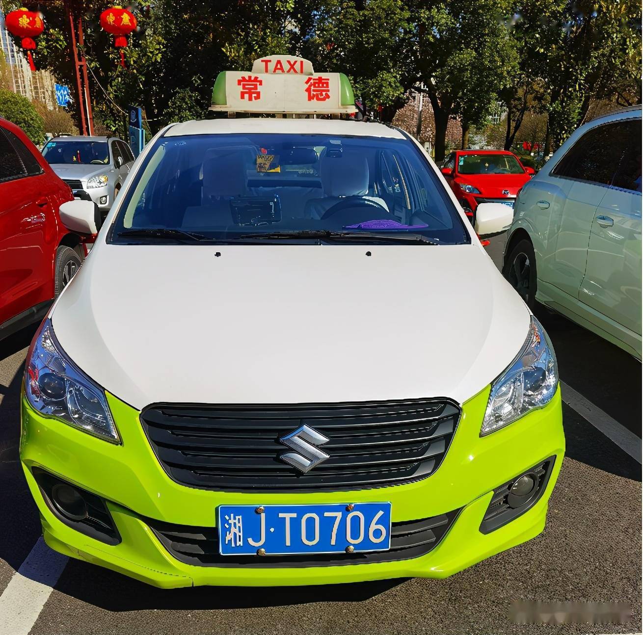 常德市城区9名出租汽车驾驶员因春节期间违规经营行为接受停岗学习