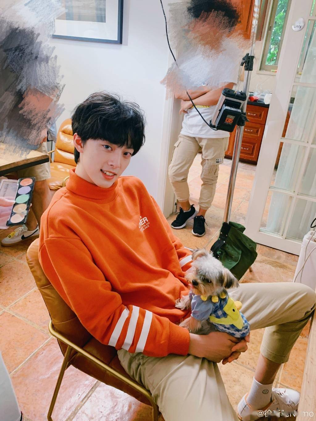 曾因年龄小错过《青1》,现又参加青3的他,还和肖战合作拍过戏_徐新驰