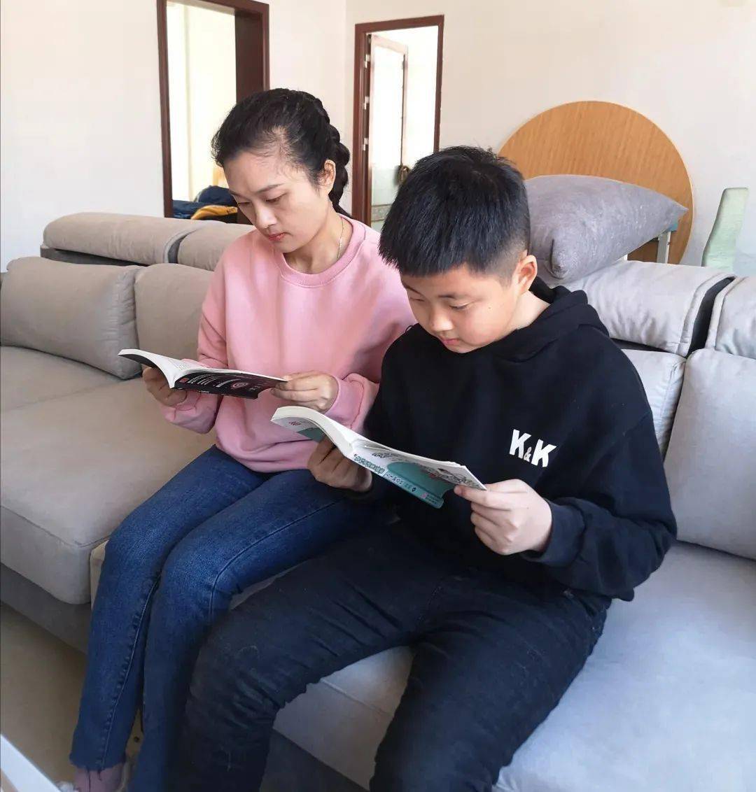 香山·书香家庭(第十一期)|鸟欲高飞先振翅 人求上进先读书_孩子