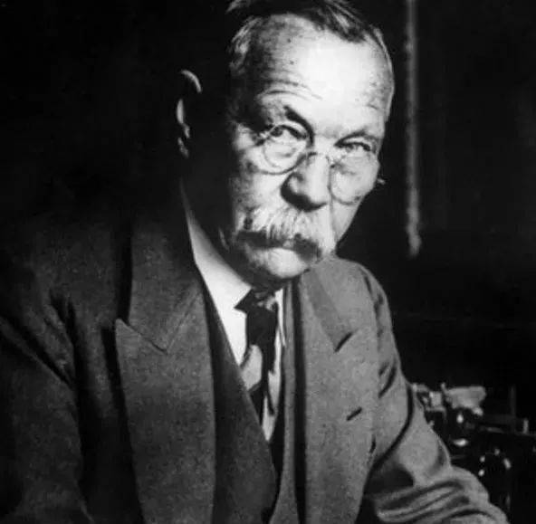 福尔摩斯作者唯一一次亲自查案一波神操作揪出潜伏多年幕后黑手然而