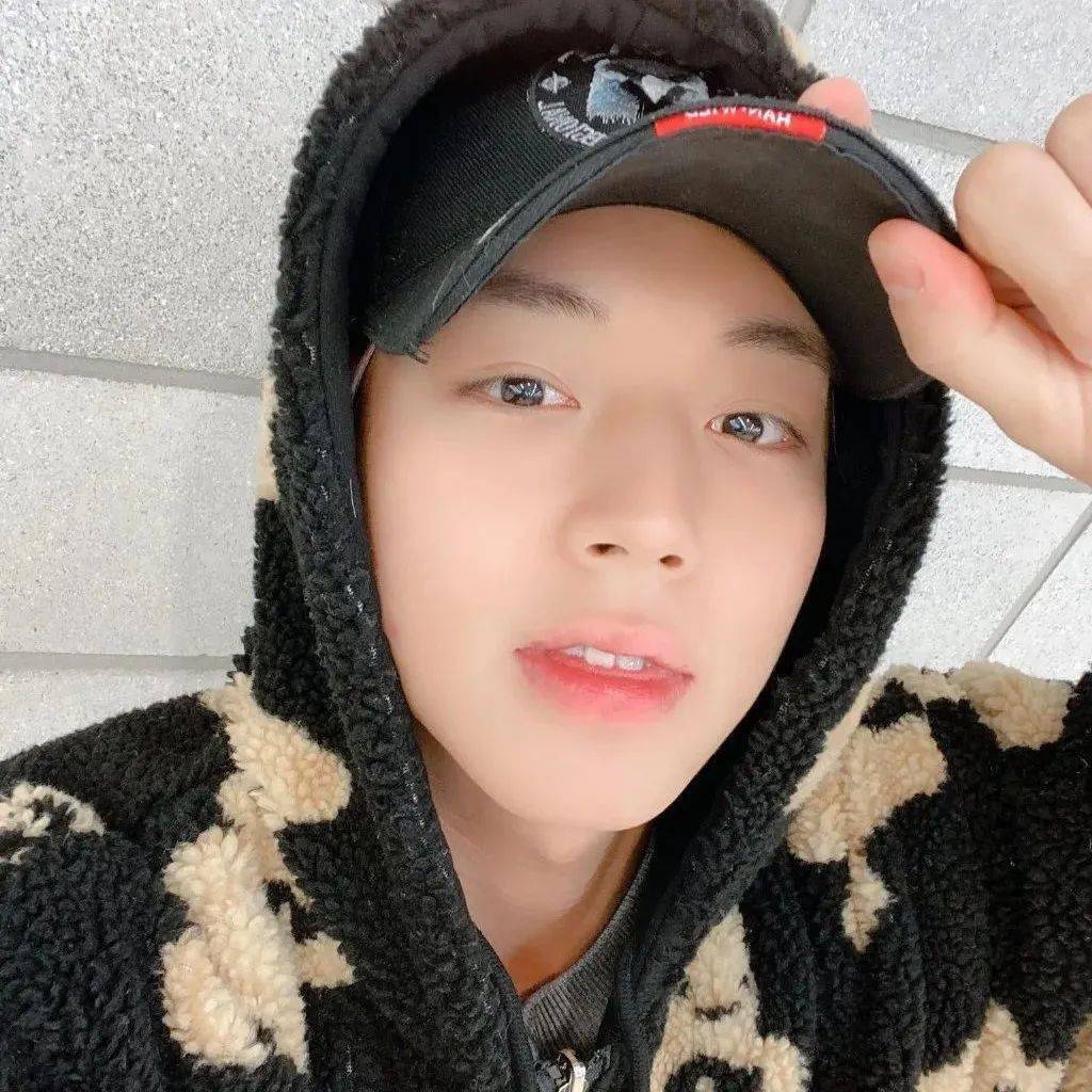 微信头像朴志训