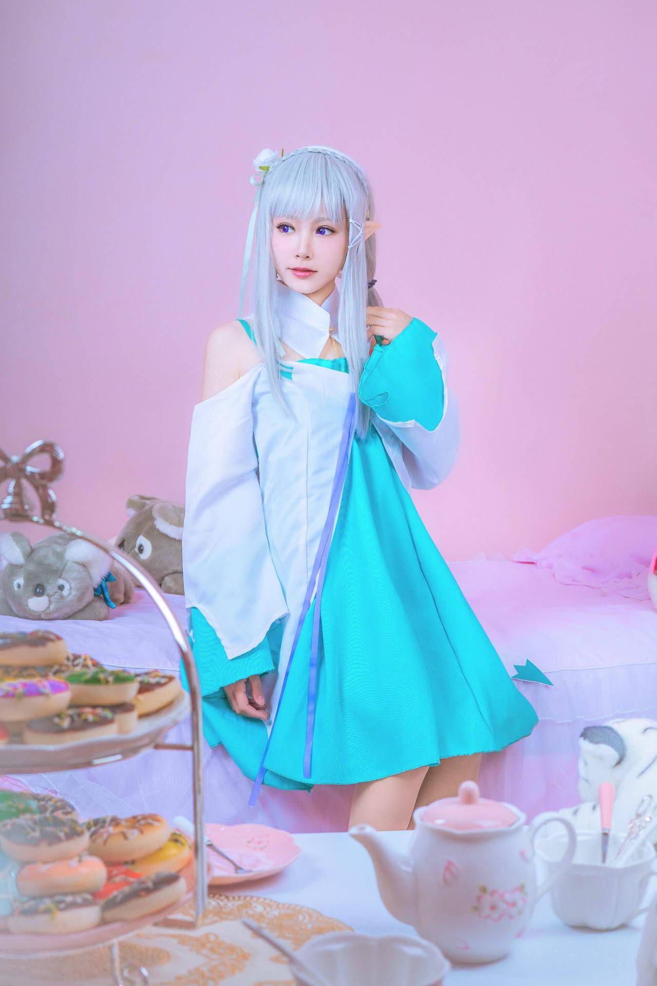 从零开始的异世界生活艾米莉亚睡衣cosplay
