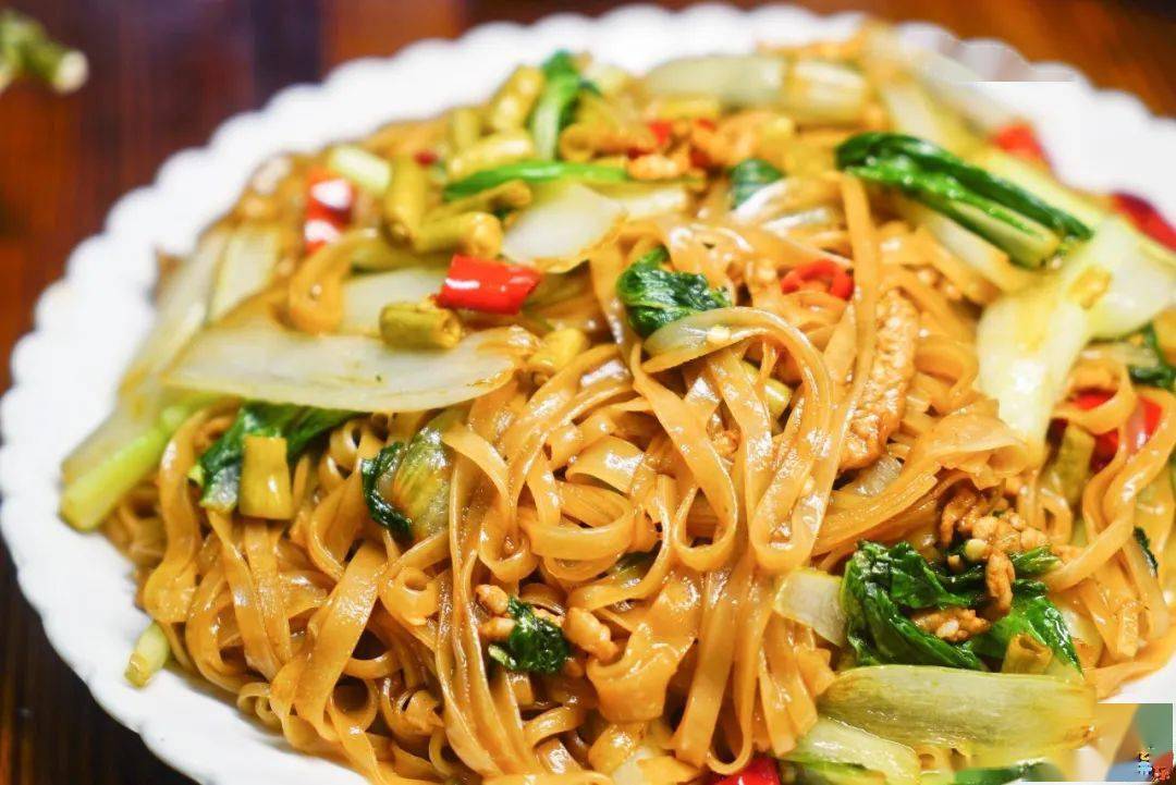 手工敲了14年的恭城油茶在桂林这条路上就有一碗