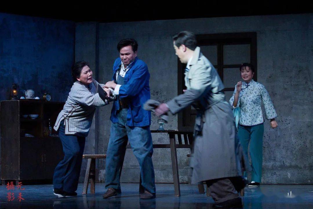 只看一次雷雨就选这版吧