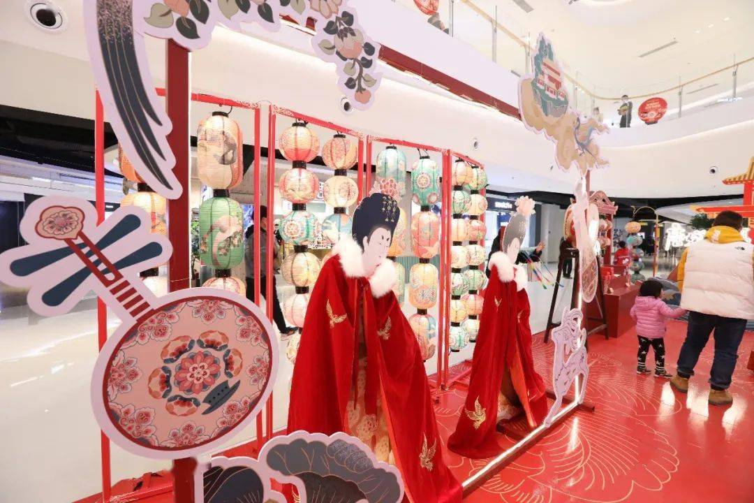 文商曲江打卡最美古风鲤鱼花灯展大悦城带你梦回盛唐