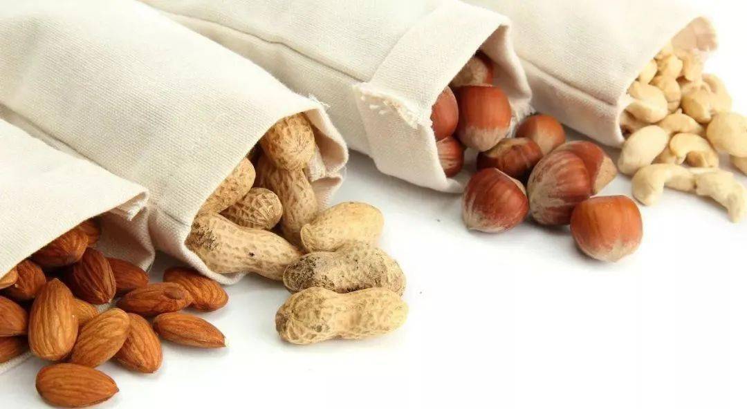 坚果怎么样能让它酥脆 06bedba1b9524a54a19df476fbf538df.jpeg