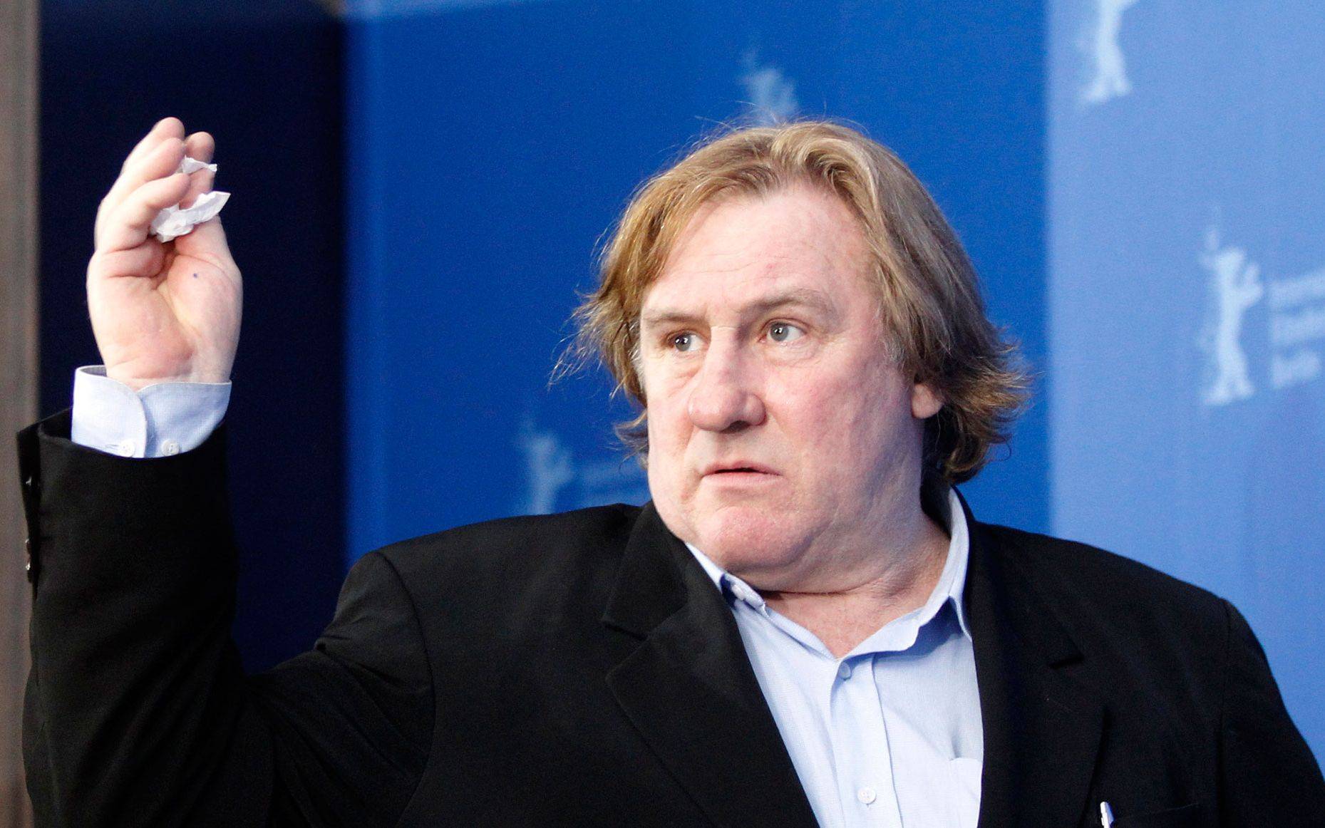 法国演员杰拉尔德帕迪约以强奸罪被起诉