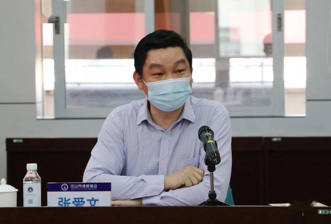 赵小冰局长与市律协历届会长理事监事共话行业发展