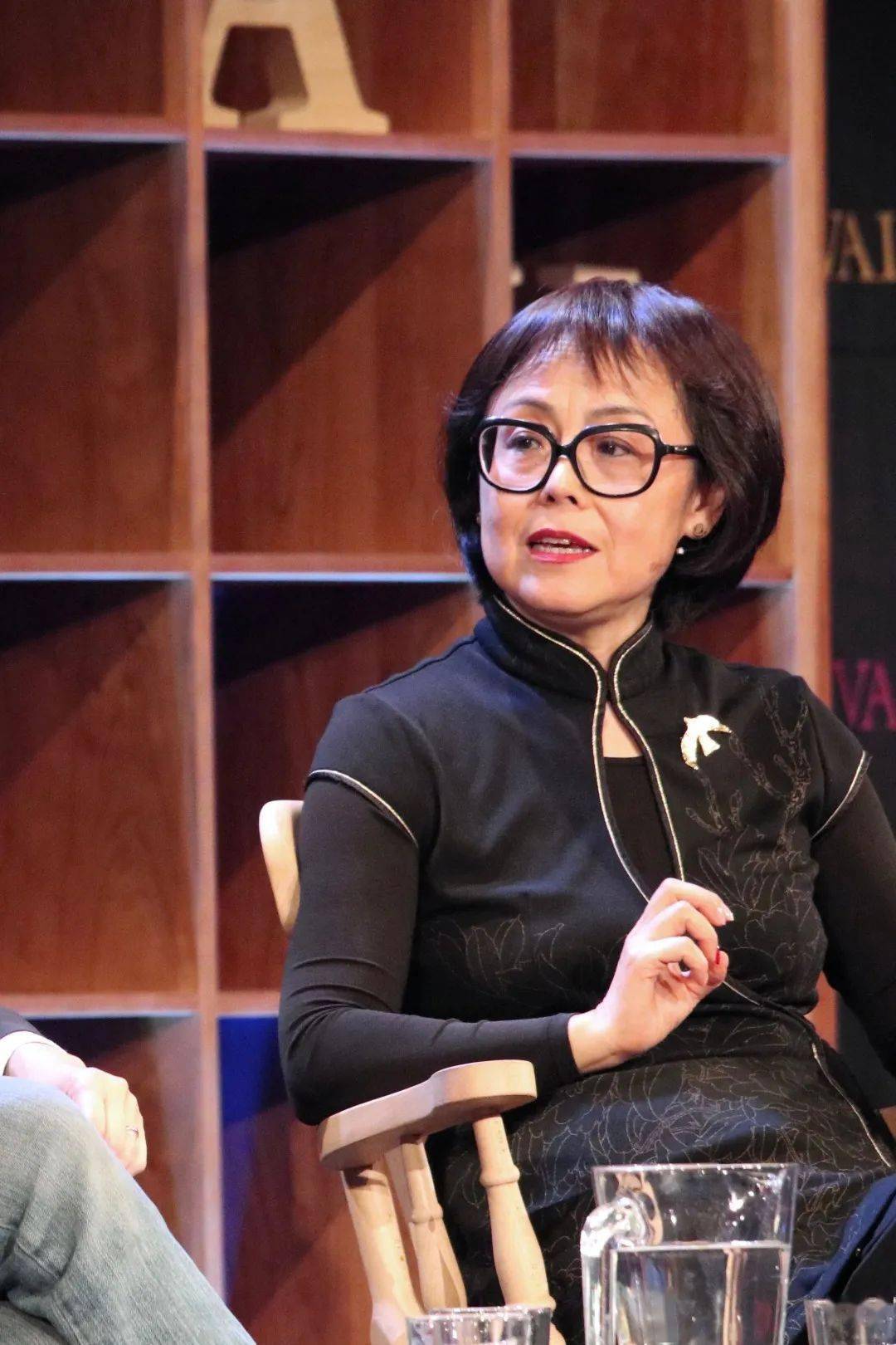 "草丛的世界如果全部展开,可能不亚于整个宇宙" | 活动预告