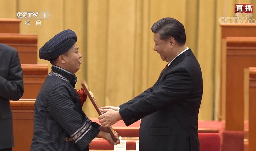 全国有多少个村支书主任 9045ea80629e4391bee76a612e746acd.png