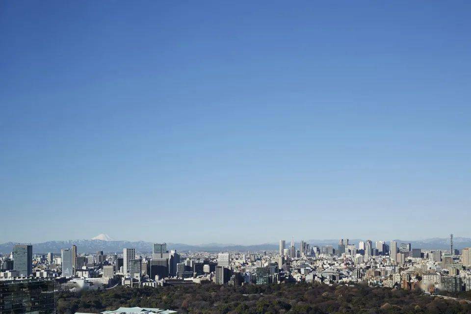 经典 | 凌空于都会的避世圣地 - 安缦东京 / Kerry Hill Architects