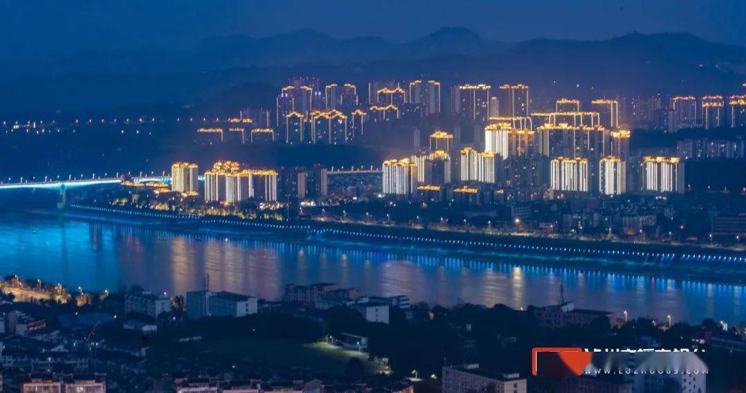 720vr全景丨高空航拍泸州夜景太美了