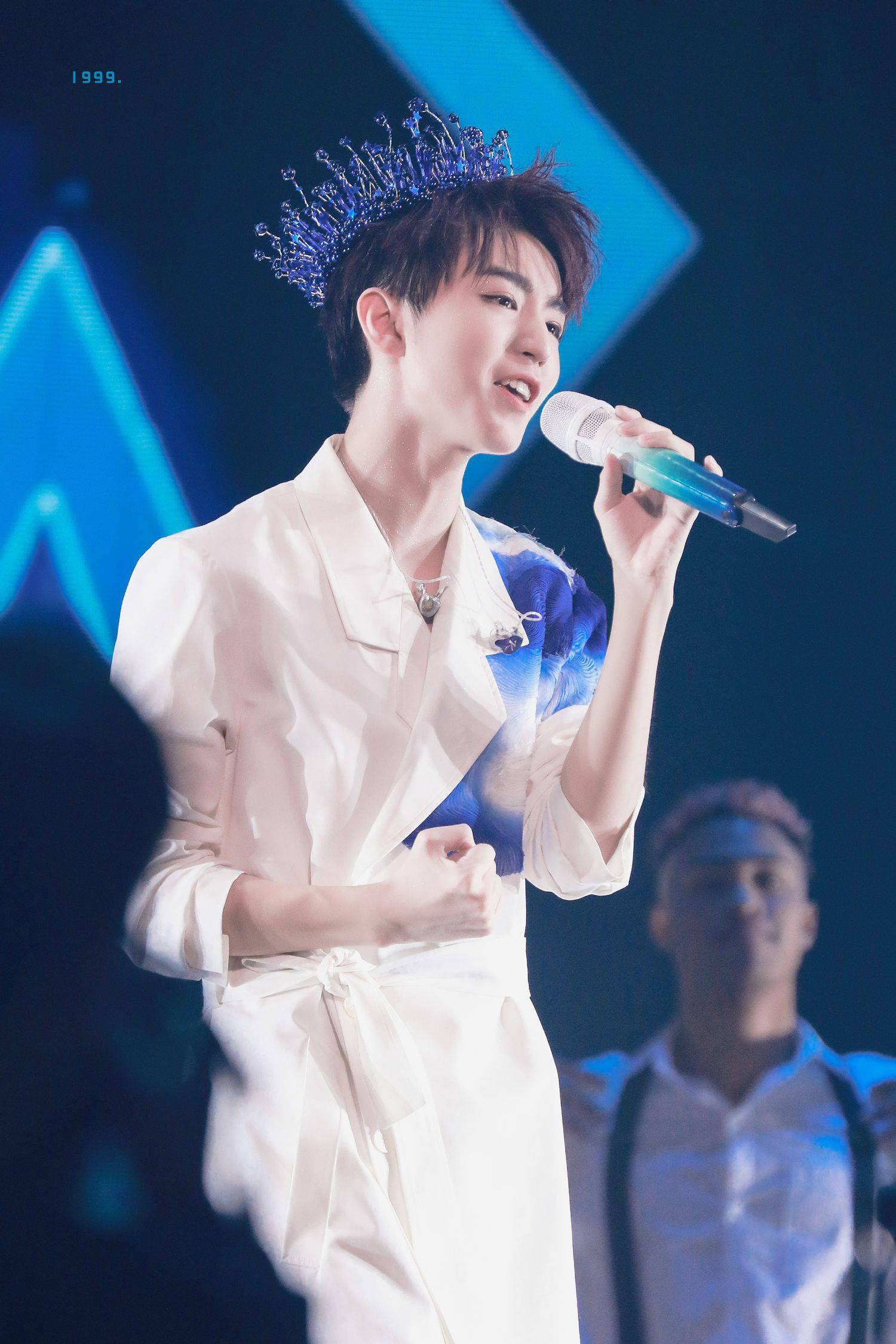 易烊千玺唱了这条小鱼在乎 08ddac9b21464bb89a43945ad46b7357.jpeg