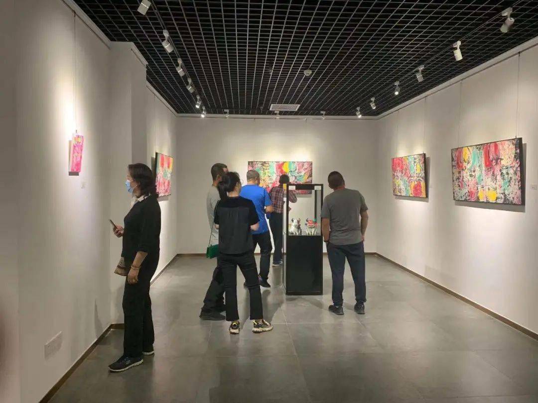 童振刚个展零度在海南三亚市美术馆隆重开幕