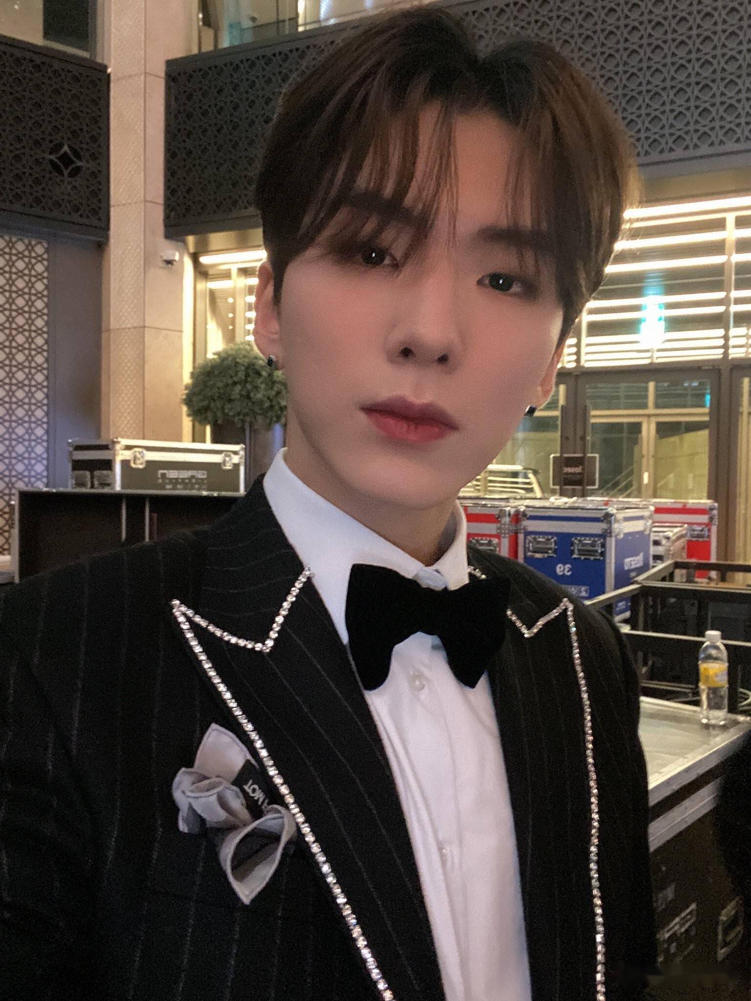 涉校园暴力基贤发文认错铉辰盼与受害者见面亲口道歉 伤害