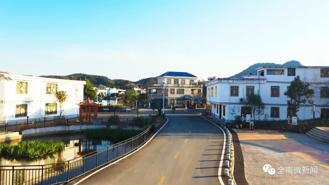 奋斗百年路启航新征程脱贫攻坚答卷全南荣耀刘恒荣脱贫