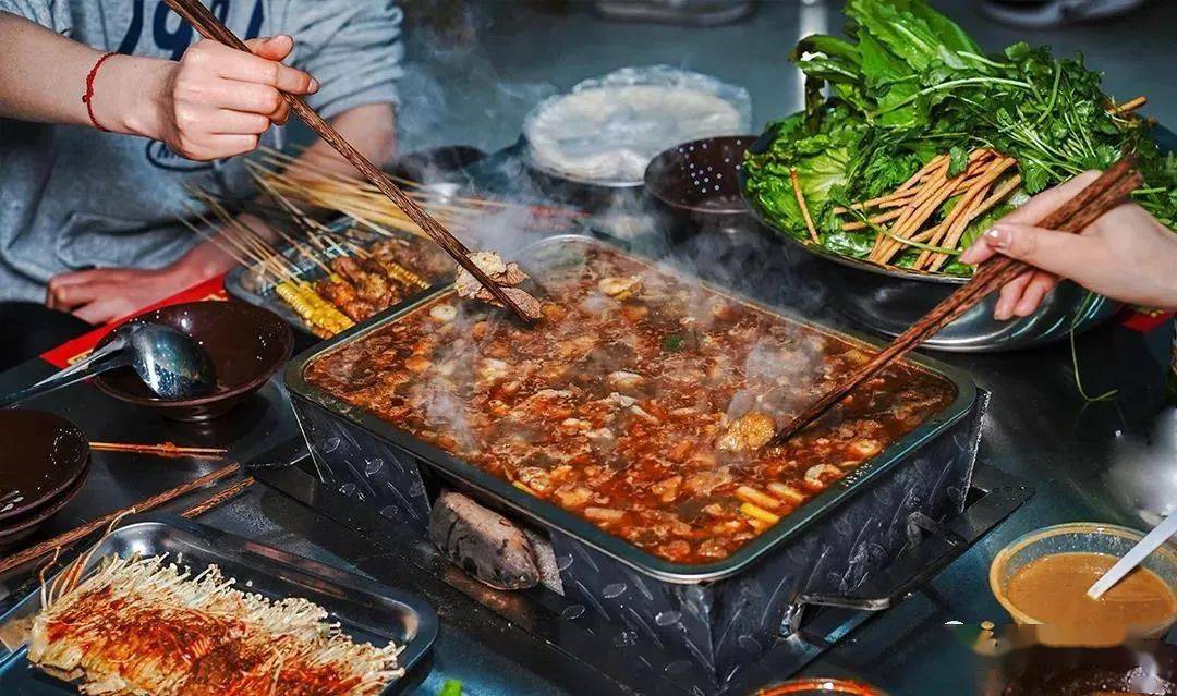 让大家都能吃到真正的碳锅鲜羊肉!
