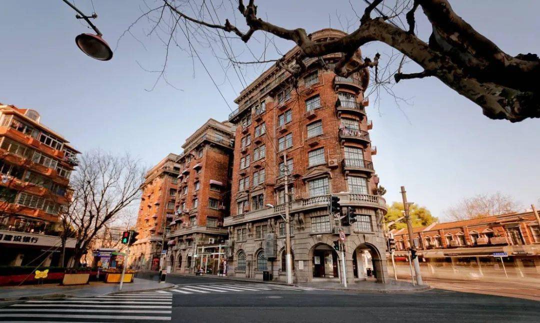 上海最新网红打卡地拍照 29671618375a42efb9bf802f90adeaa0.jpeg