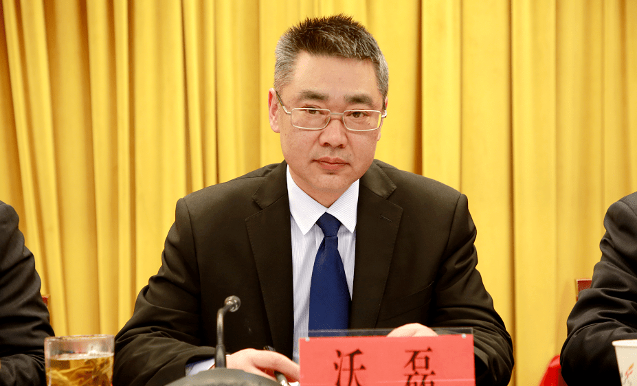 坚定信心放手干奋力闯出一条盘龙区高质量发展的新路