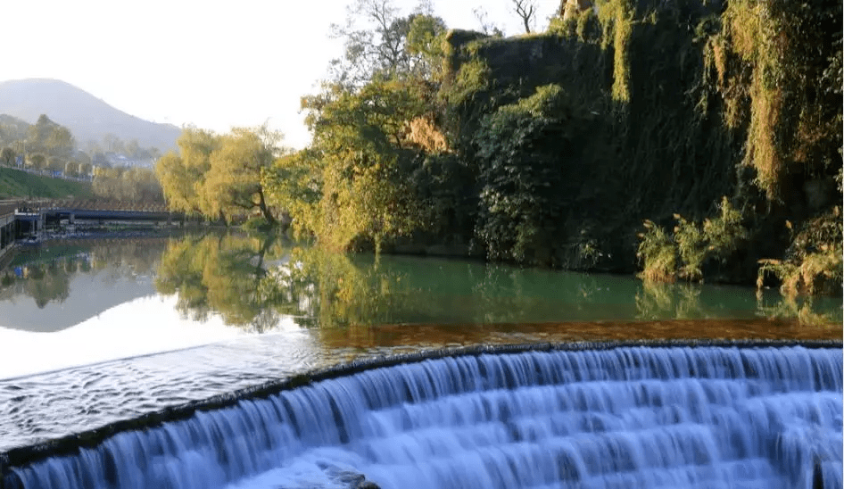 泡温泉养生相遇廻龙溪与温暖撞个满怀吧