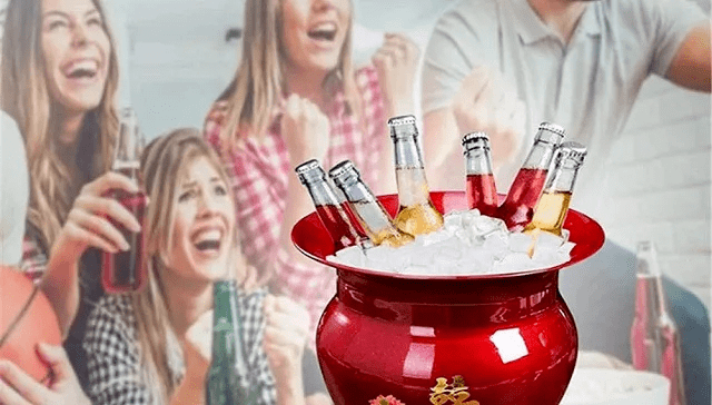 中国痰盂出圈工厂一夜收10万个订单