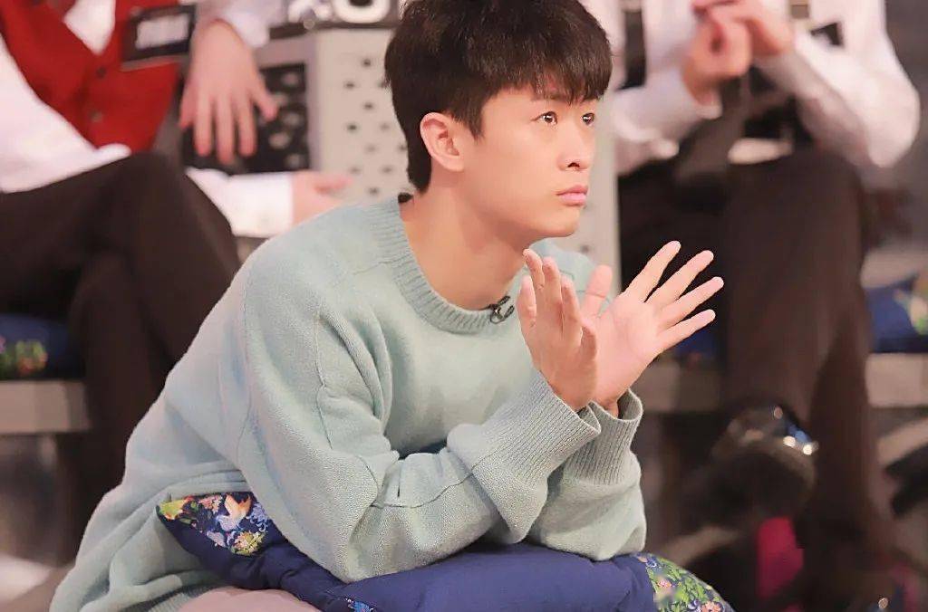 一同回顾黎星的10个绝美舞台过分优秀了