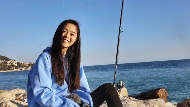 衢州华茂这位毕业生,白岩松为何选她为"本周人物"?