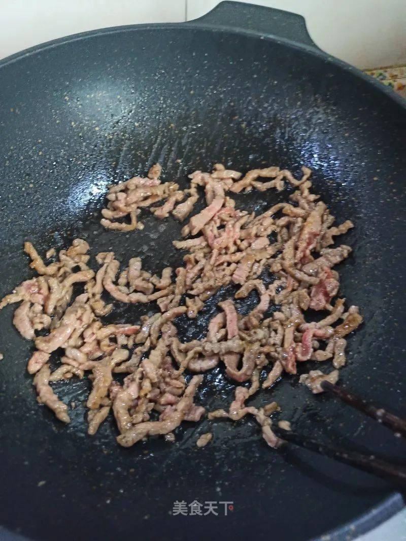 牛肉怎么切丝图解 6b6dd9b4206f4e1d80d405335341a9f9.jpeg