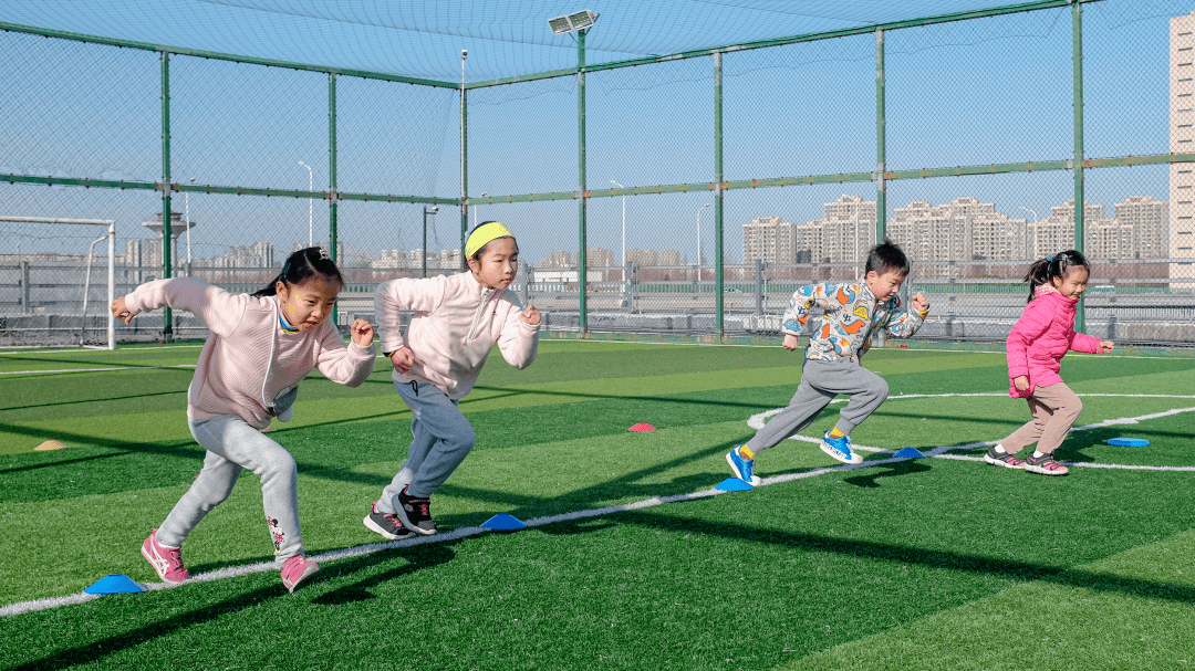 公告让孩子爱上运动青少年飞盘体适能春季训练营招募中