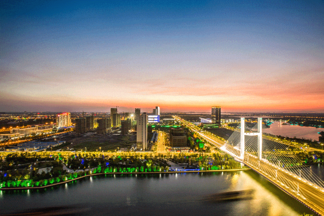 规划调整试点,建强用好环保智慧预警监测数字化平台,构建"大环保"格局