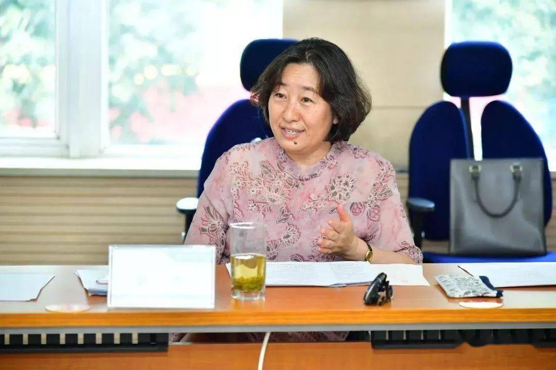 郭华:作为一名教师,你只有投资才能获得意义感和幸福感