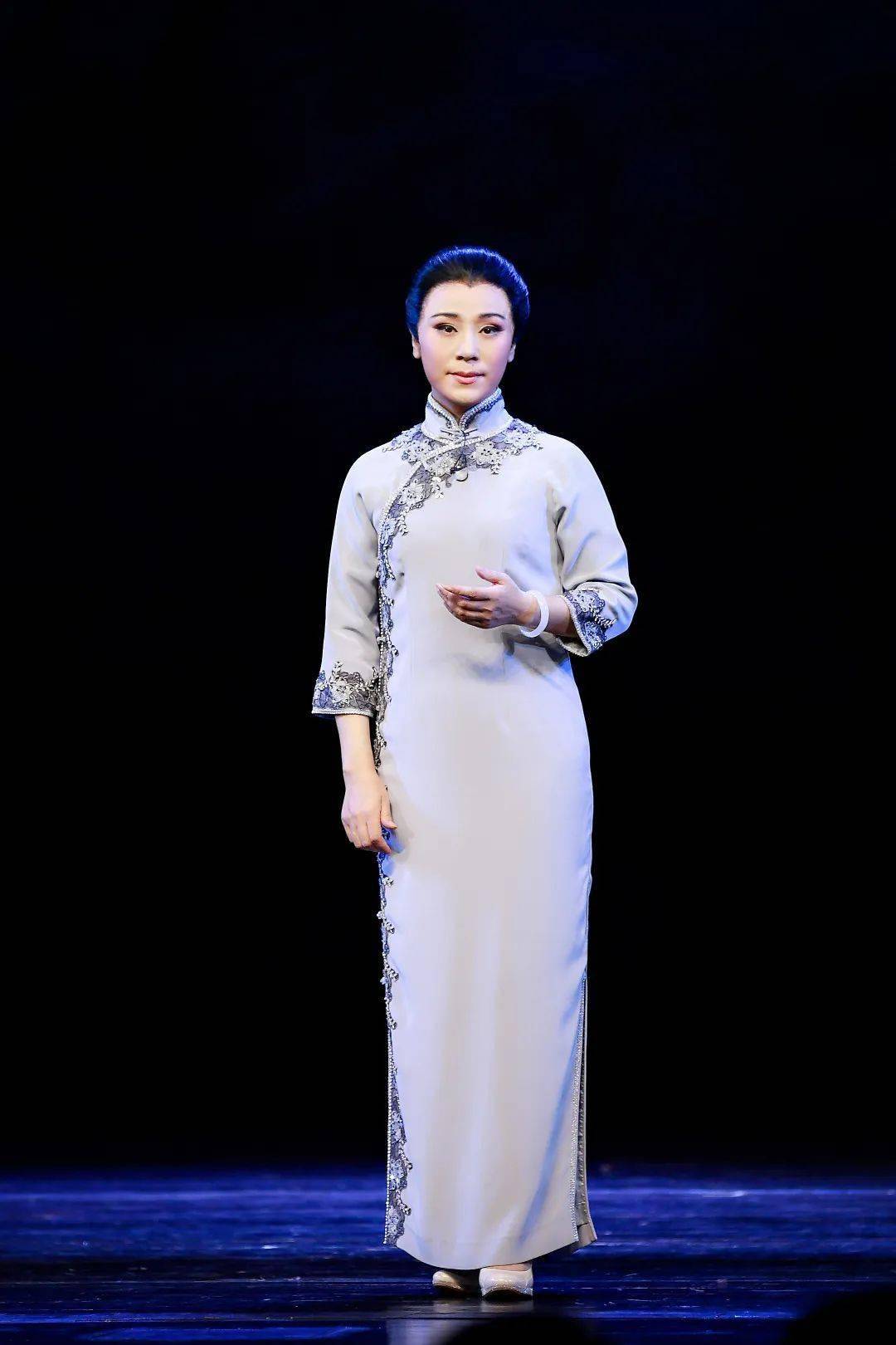 《宋家姐妹》集结了北京京剧院的明星阵容,著名程派青衣迟小秋出演