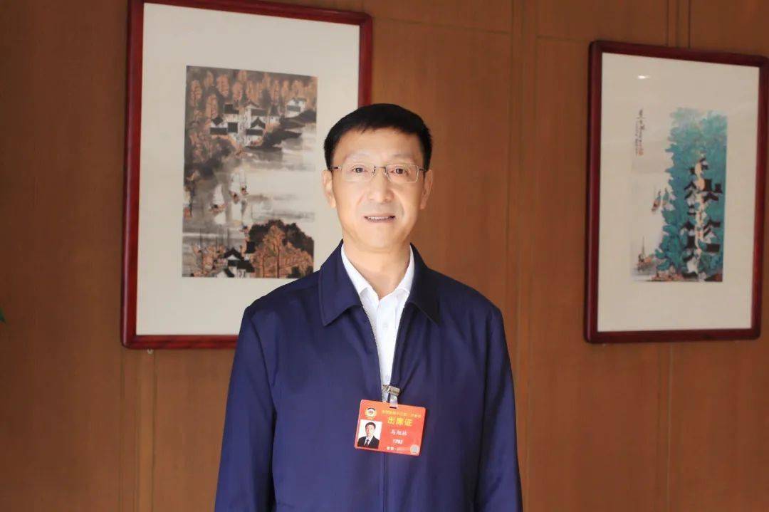 助力乡村振兴■记者 曹丹"加快完善县乡村三级农村物流体系,改造提升