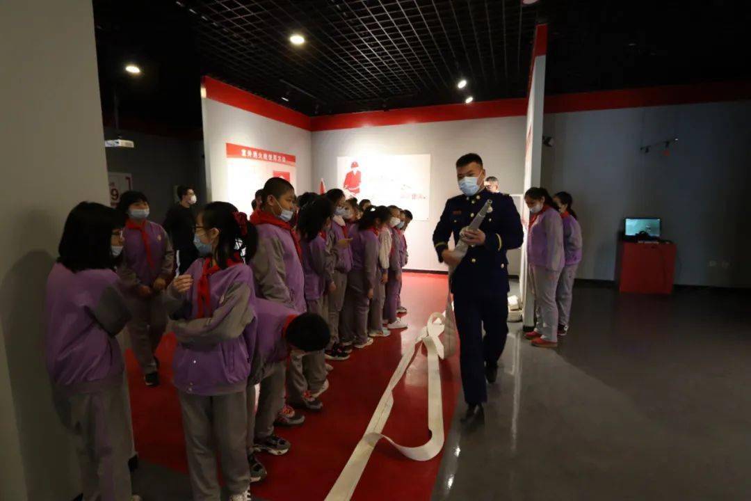 护苗开学季,我们在一起——嵩山道小学消防安全体验课