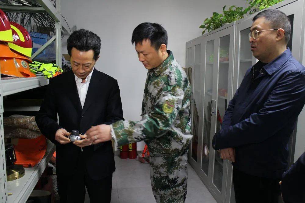 市应急局局长冉进红率队来铜调研指导工作