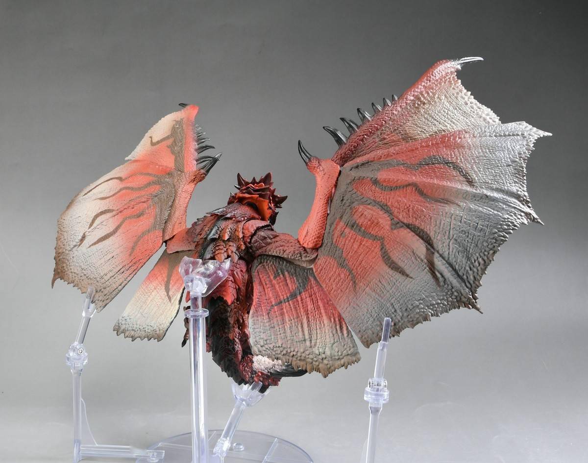 78官测万代shm雄火龙