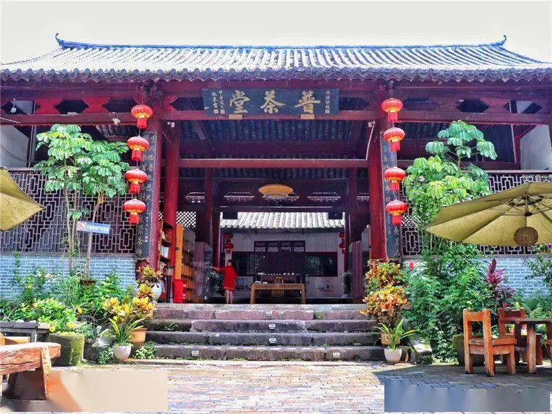位于思茅顺城街34号的普洱石屏会馆就是其中之一.
