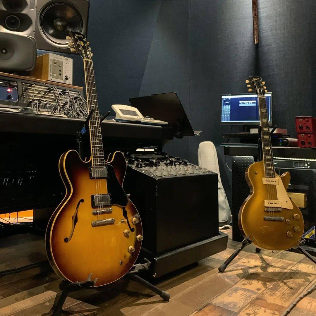 探索经典背后的秘密——gibson艺人专访:著名吉他手龙隆老师