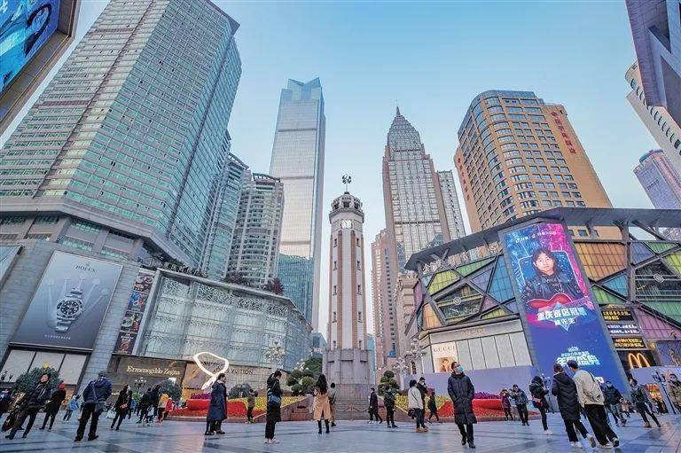 全国人大代表渝中区委书记黄玉林精心扮靓城市名片近悦远来主客共享