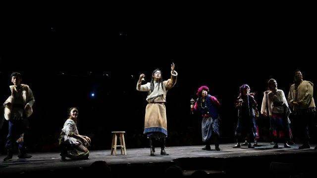 林婷| "变得更大一点" ——赖声川新作《曾经如是》的连接之道_戏剧