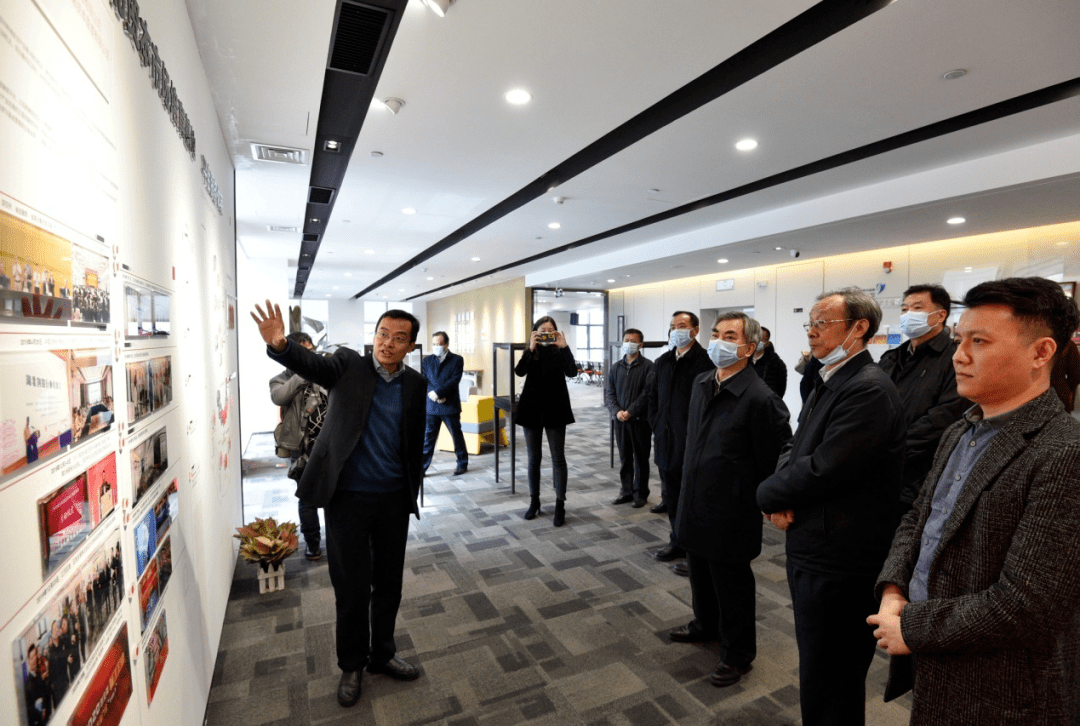 法眼看湖北湖北省人大常委会调研江汉区七五普法工作