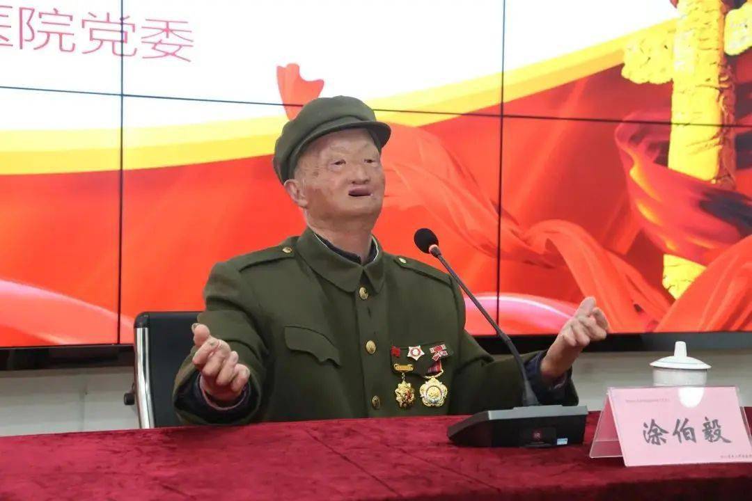 聆听革命故事汲取奋进力量四川中医药人党史学习教育见行动