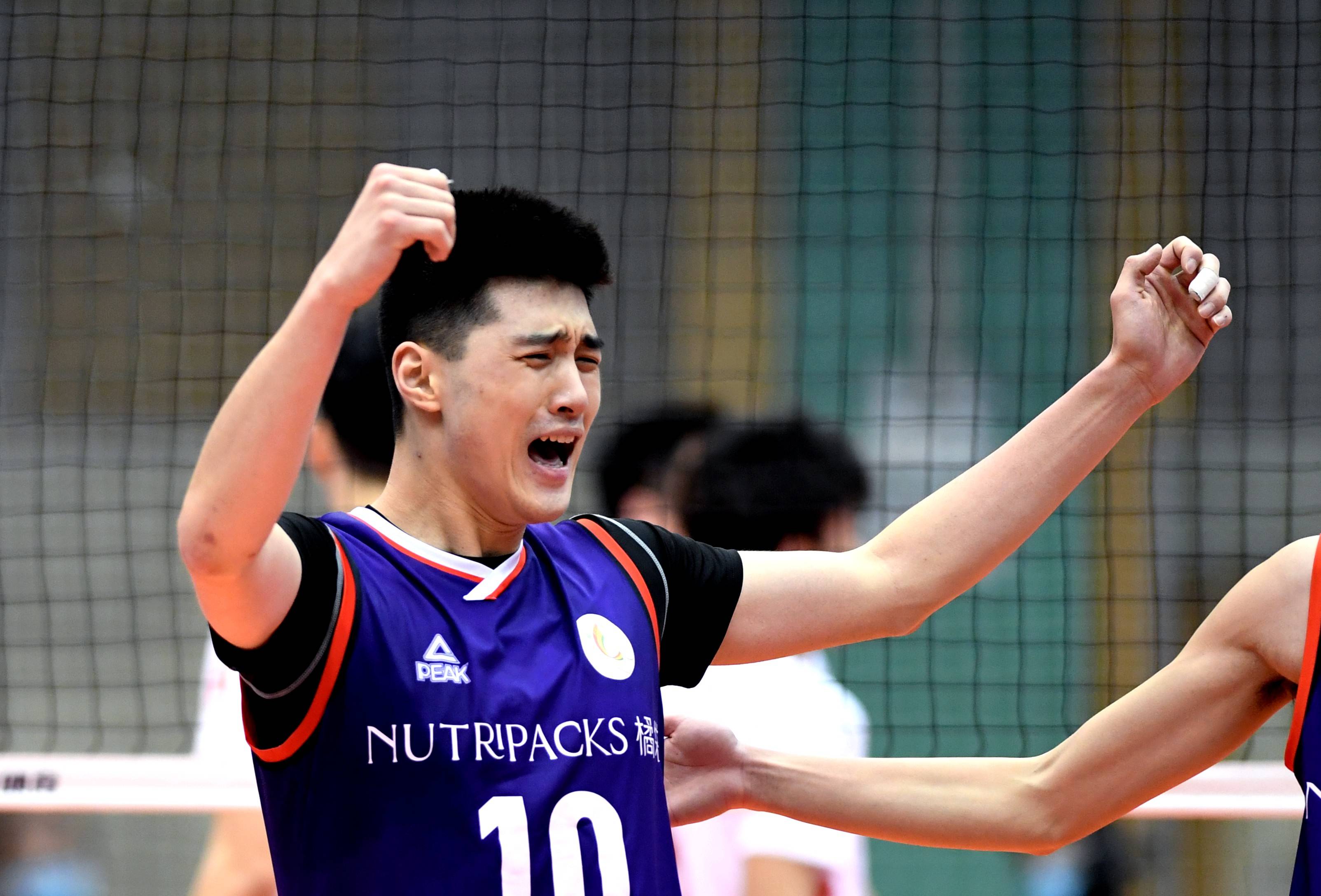 排球——男排超级联赛:四川胜福建