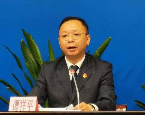 信息时报记者 何小敏 摄谭祥平介绍,去年以来,广州市司法局围绕构建