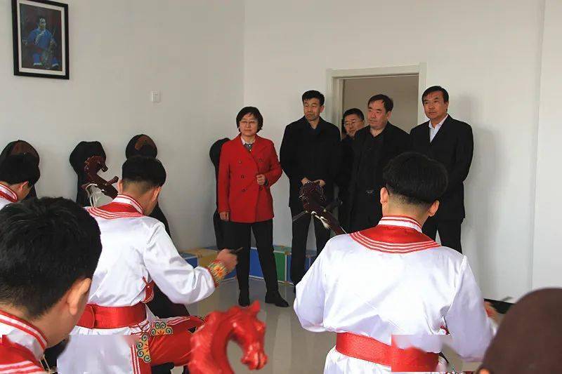 市教育局副局长刘自如一行深入库伦旗进行工作调研